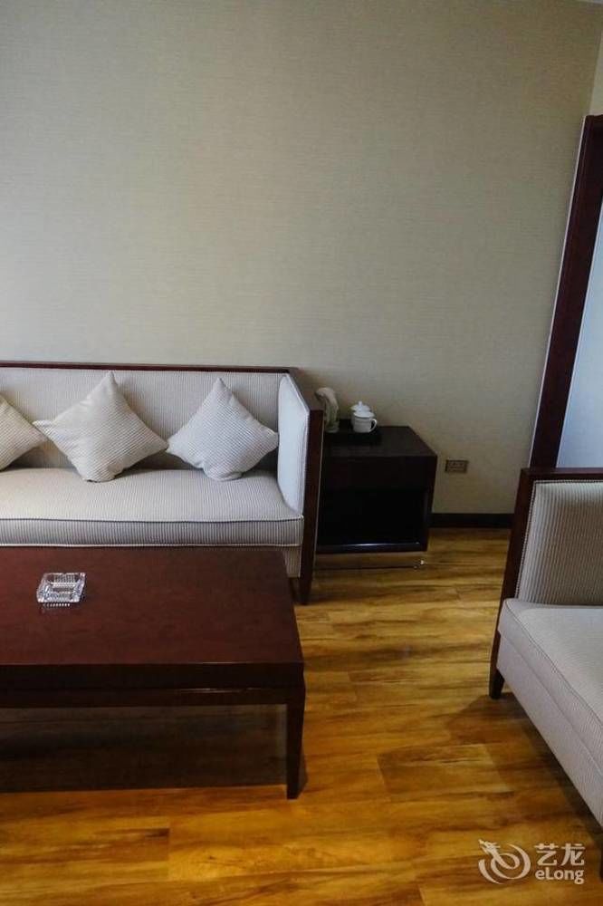 Sunshine Holiday Hotel Liaocheng Exterior photo